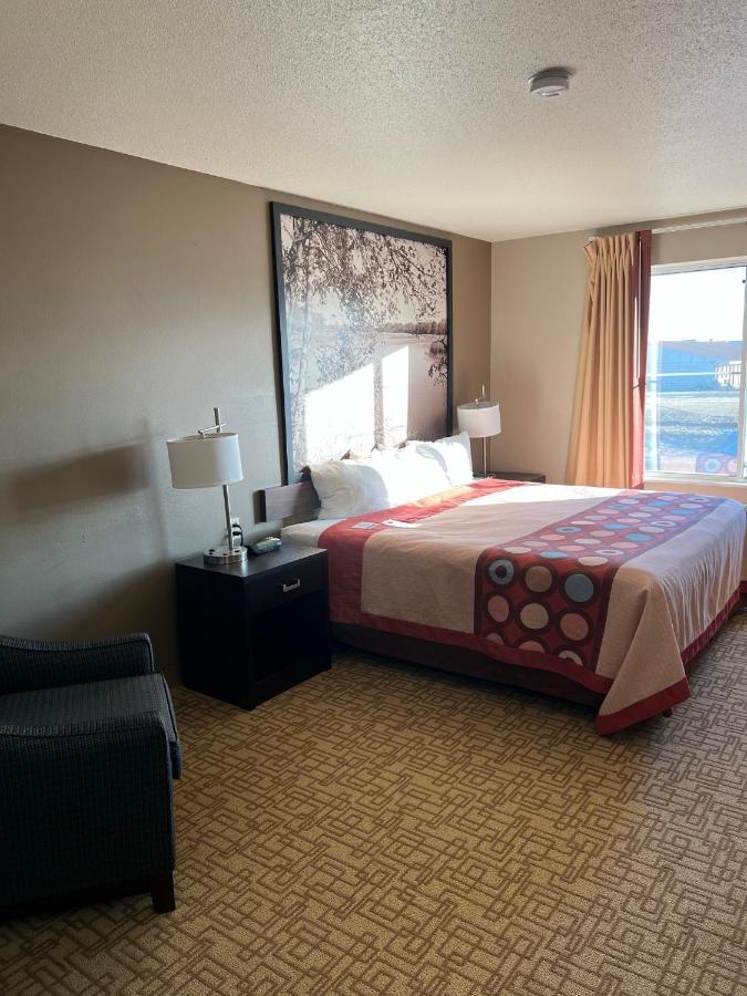 Super 8 By Wyndham Jackson Mn Hotel Bagian luar foto