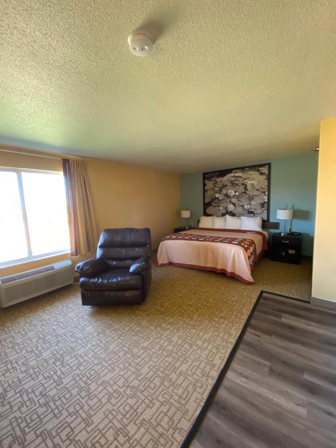 Super 8 By Wyndham Jackson Mn Hotel Bagian luar foto