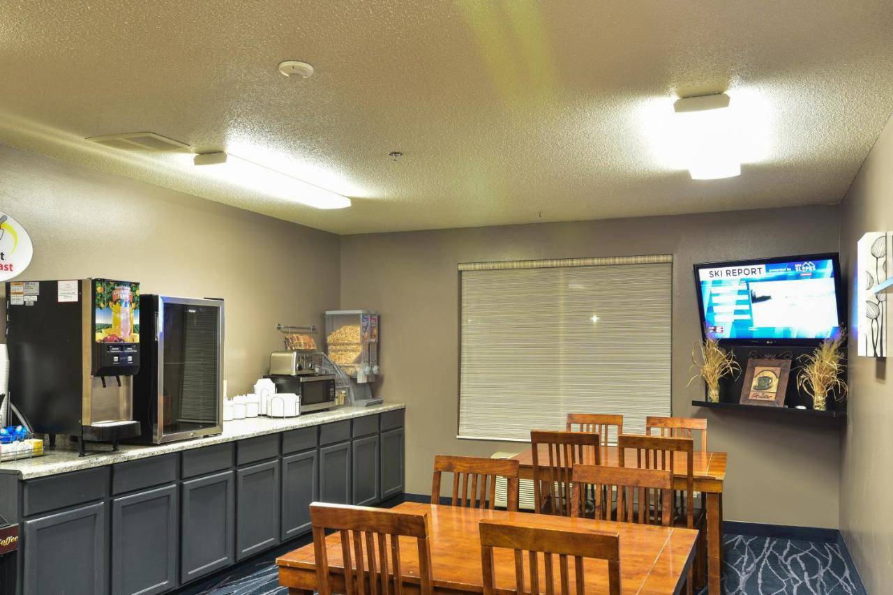 Super 8 By Wyndham Jackson Mn Hotel Bagian luar foto