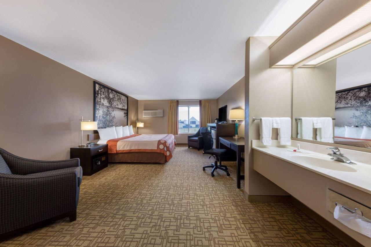 Super 8 By Wyndham Jackson Mn Hotel Bagian luar foto